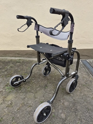 Rollator älteres Modell