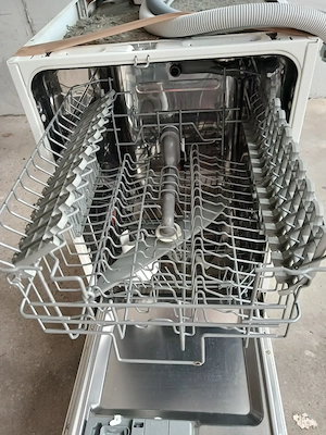 Geschirrspülmaschine schmale Ausführung B=45cm Bild 2