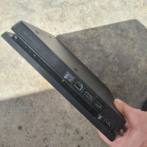 PS4 SLIM +Controller 