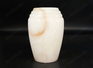 Quarzvase, weiss, marmorisierte Struktur, Höhe 17cm, D.m. 7cm
