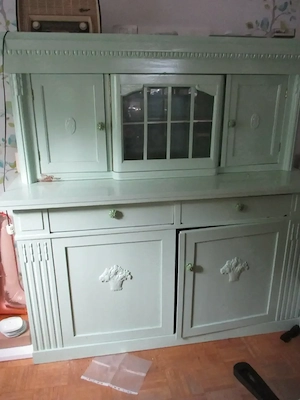 Antiker Schrank 