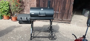 Smoker Grill in schwarz, wenig gebraucht