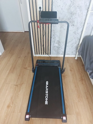 GEARSTONE Laufband, klappbar, guter Zustand