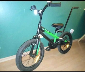 Fahrrad 16" komplett mit Stihl plus Seiten reifen 