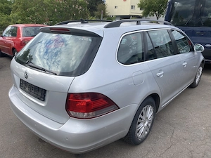 Vw golf kombi 1,6 tdi 77kw, klima,navi,comfortl* Bild 4