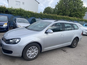 Vw golf kombi 1,6 tdi 77kw, klima,navi,comfortl* Bild 2