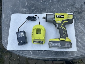 Ryobi Akku Schlagschrauber R18IW3 mit Akku und Ladegerät Max 400Nm Schlag Schrauber