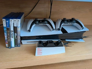 PS5 Pro 2TB, optische drive, 2 controllers, 5 games, laadstation, aankoopbewijs