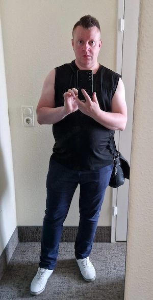 Sportlicher Mann gesucht, der Lust hat, mich unter seine Fittiche zu nehmen   Berlin-Gesundbrunnen