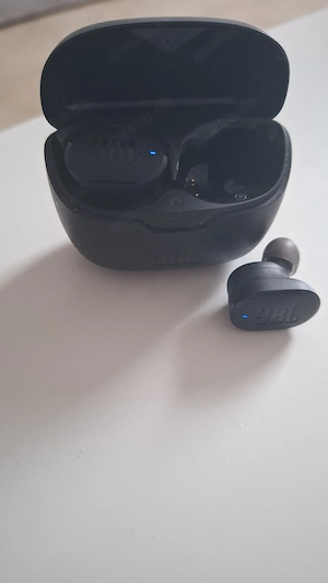 JBL Tune Buds 2