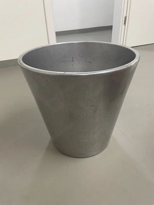 Blumenübertopf silber