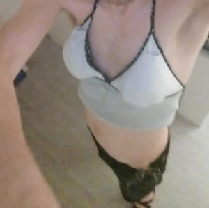 Geiler BiMann oder DwT Crosdresser etc  schreibt 