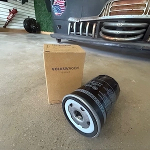 Kaufen Sie den originalen Volkswagen Motorölfilter 06A 115 561 B   OEM 