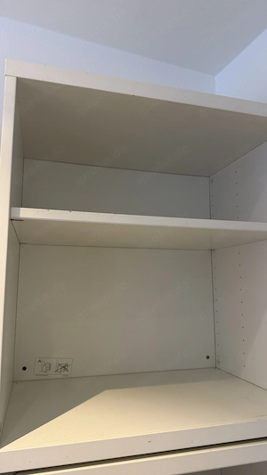 Ikearegal 2 Stück, eins top, eins mit Löcher vom Befestigen in der Rückwand 