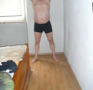 Er 68 sucht Paar ab 75 das mich ans nackt sein gewöhnt