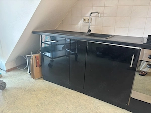 Wohnungsauflösung: Küche & Möbel an Selbstabholer zu verschenken