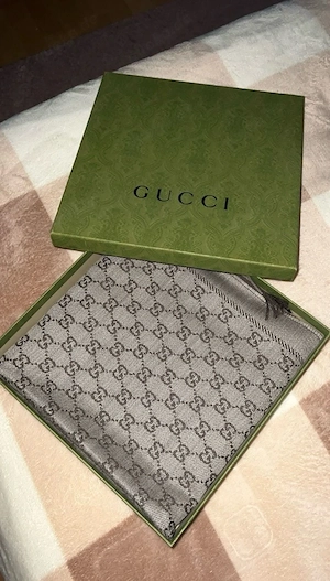 Gucci Schal, braun, Neu und unbenutzt