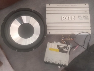 JVC Radio + Verstärker + Dynamo Subwoofer 