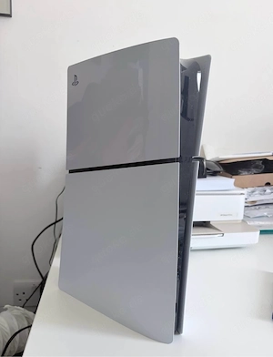 Sony PlayStation 5 Disc Edition   Hervorragender Zustand, mit 2 Controllern und Ladestation
