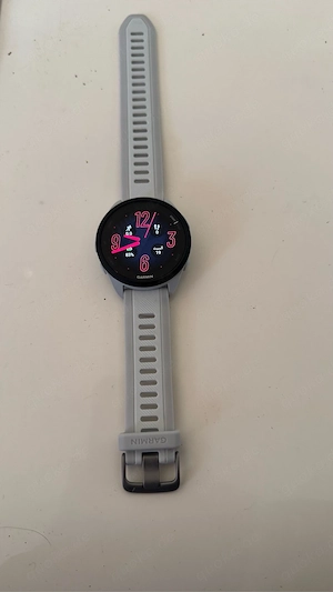 Garmin Forerunner 165 - sehr guter Zustand - Ladekabel inklusive