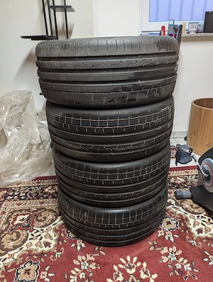4 Sommerreifen von Neufahrzeug 255 40 R20