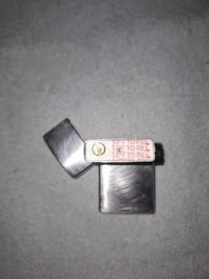 Zippo Sturmfeuerzeug