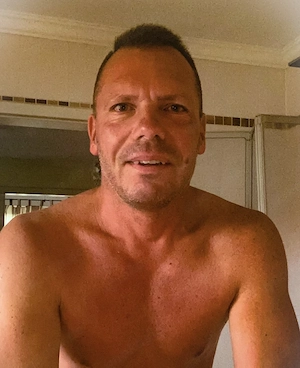 Single sucht diskretes Sexabenteuer