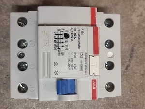 ABB Fi Automat mit Sicherungen 