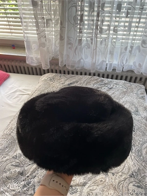 Kunstpelzmütze schwarz
