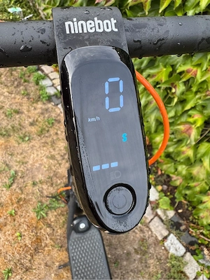 ninebot kickscooter f2 pro 