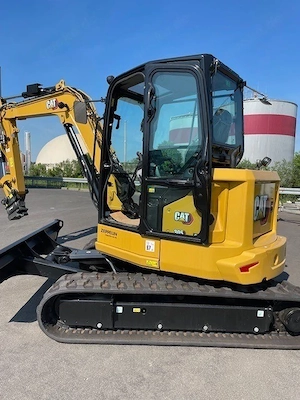 2023 Caterpillar 305 CR - 5 Ton Bagger