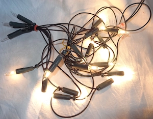 P Hellum Lichtketten Lichterkette Type 832013; 20 Lampen x1,235W 13V 230V -50 Hz 5Lampen defekt als 