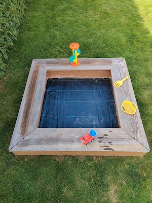 Holz-Sandkasten für Kinder - VB 35,90 Eur.