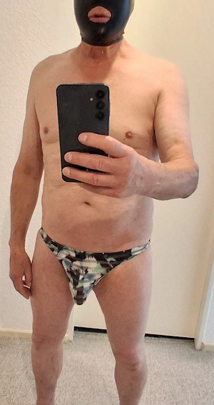 lutsche Nippel und blase aktiv