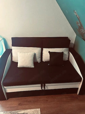 Kleine Schlafsofa   Sofa mit Bettfunktion und Stauraum