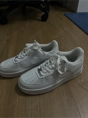 Nike Air Force 1 Weiß - Größe 37 - Neu & ungetragen