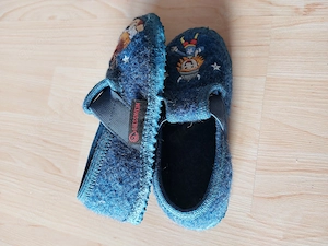 Kinderhausschuhe Winter Gr. 29