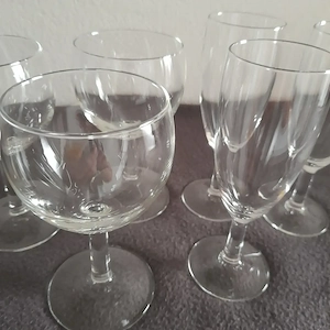Gläser Set für Rotwein und Sekt 200 ml und 130 ml