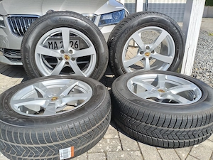 Porsche Macan Original Alufelgen Radsatz Winterräder 18 Zoll Pirelli