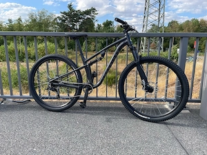 Rockrider Mountainbike und Ghost Mountainbike