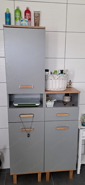 Schrank Hoch Midi neuwertig 