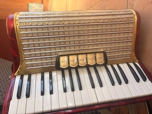 Hohner Concerto 3 Piano Akkordeon  Bild 3