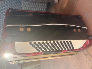 Hohner Concerto 3 Piano Akkordeon  Bild 5