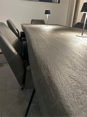 Esstisch desinger stück Massiv 