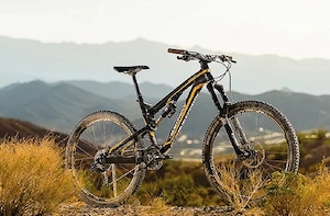 Fahrräder Nukeproof Scout 275 Race