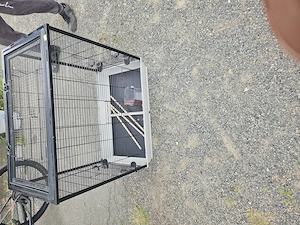 Vogelkäfig mit Zubehör 