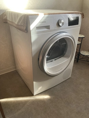 Siemens WT47W680 Wärmepumpentrockner weiss