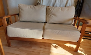 2-Sitzer-Sofa
