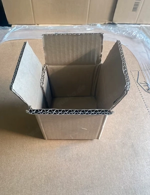 Karton Kartonagen 11 x 12 x 10 cm, VB
