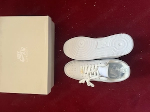 Air Force weiß